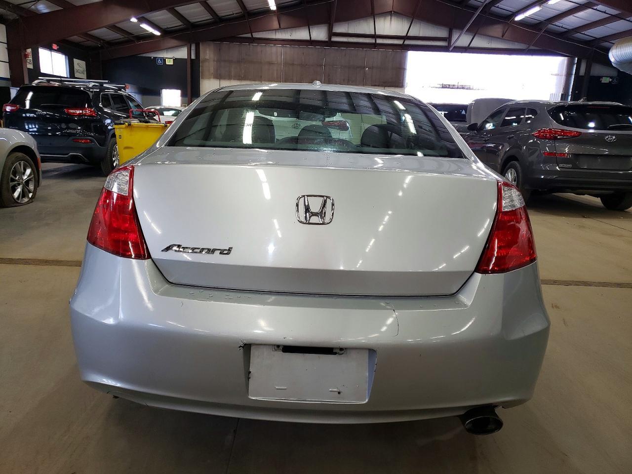 2010 Honda Accord Exl - Image 6