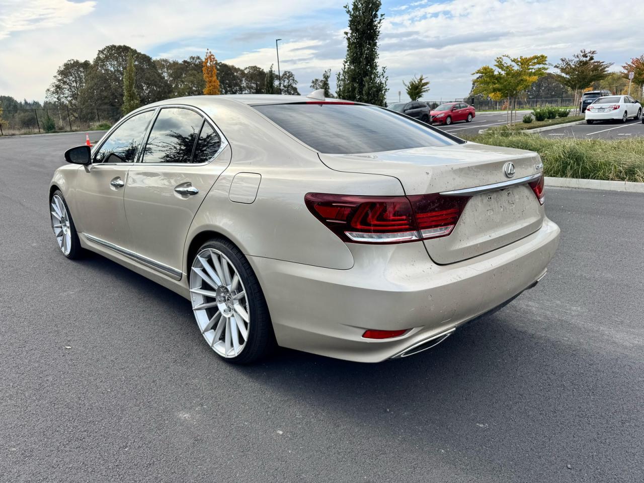 2017 Lexus Ls 460 - Image 3