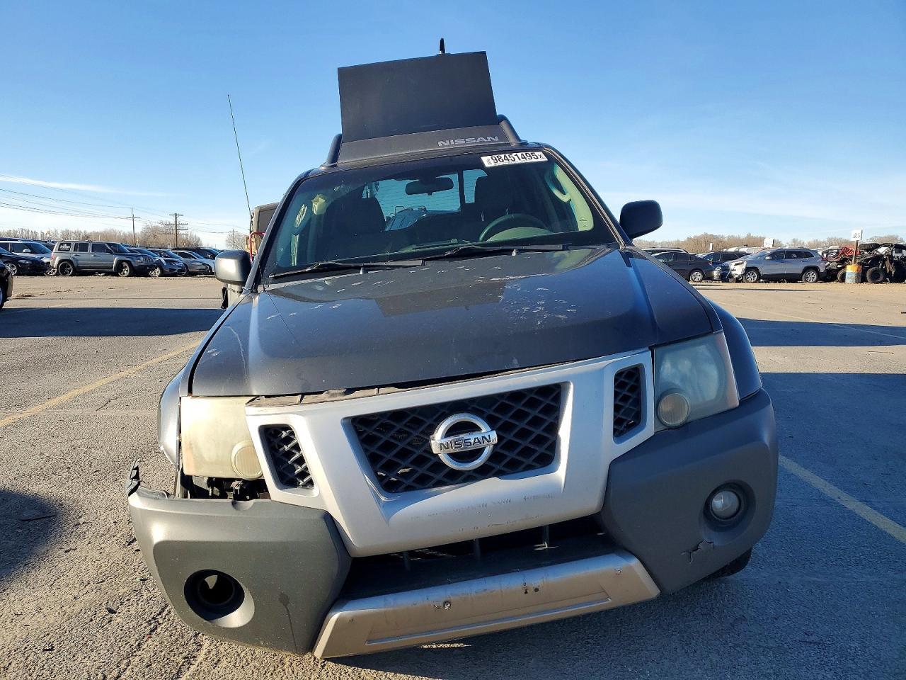 2010 Niss Xterra X - Image 5