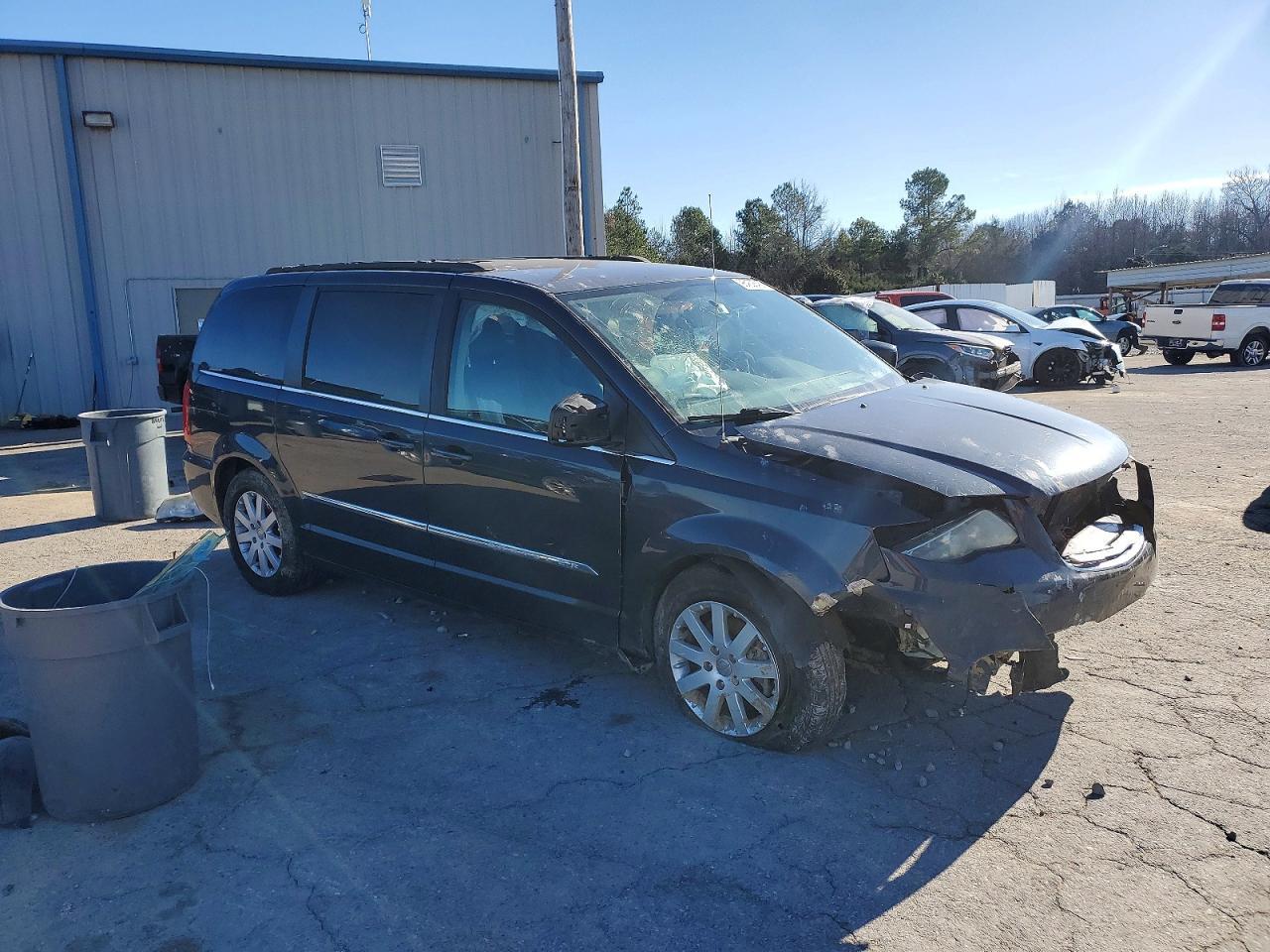 2014 Chrysler Town & Country Touring - Фото 4