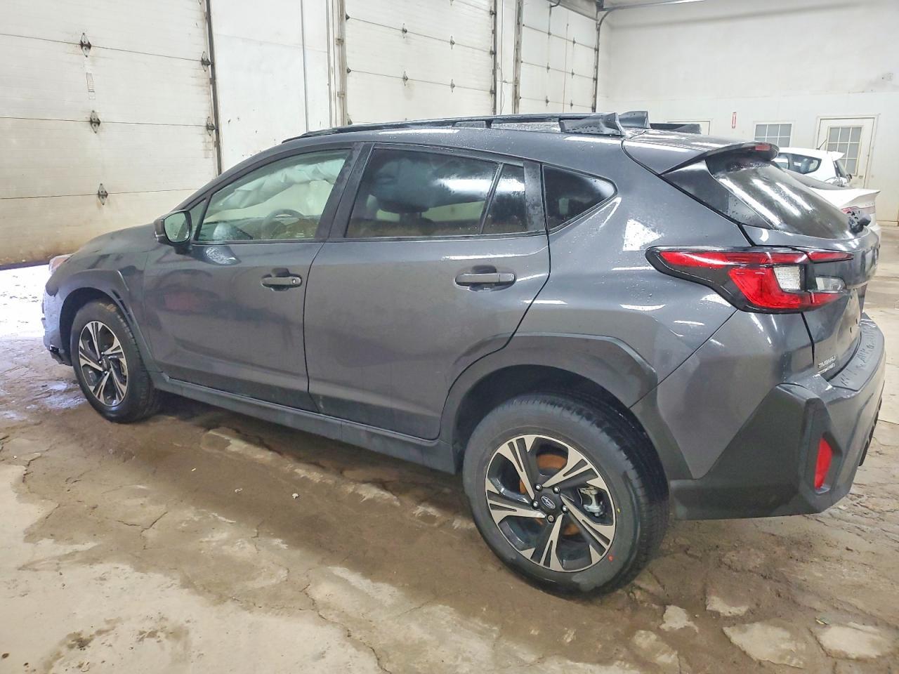 2025 Subaru Crosstrek Premium - Фото 2