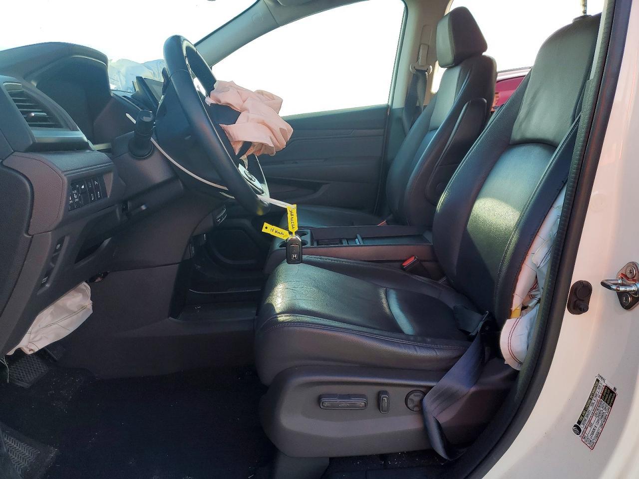 2018 Honda Odyssey Touring - Фото 7