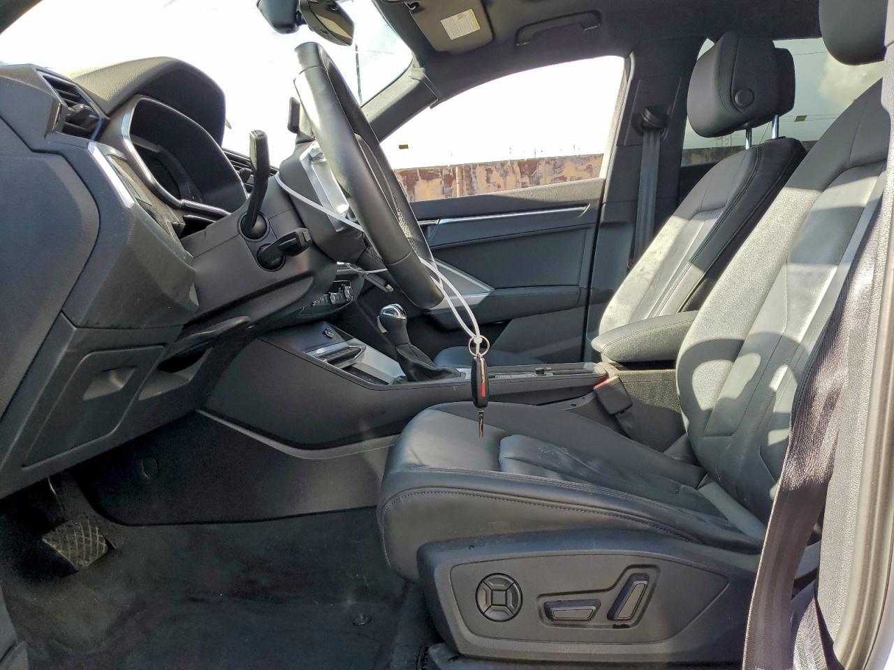 2022 Audi Q3 Premium Plus S Line 45 - Фото 7