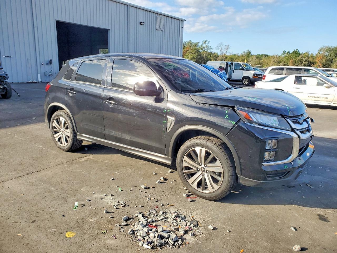 2021 Mitsubishi Outlander Sport Se - Фото 4