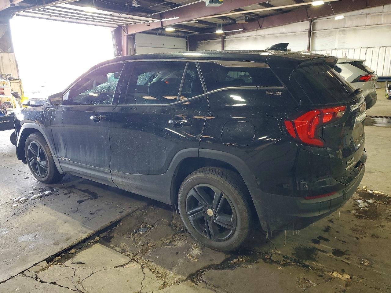 2018 GMC Terrain Sle - Image 2