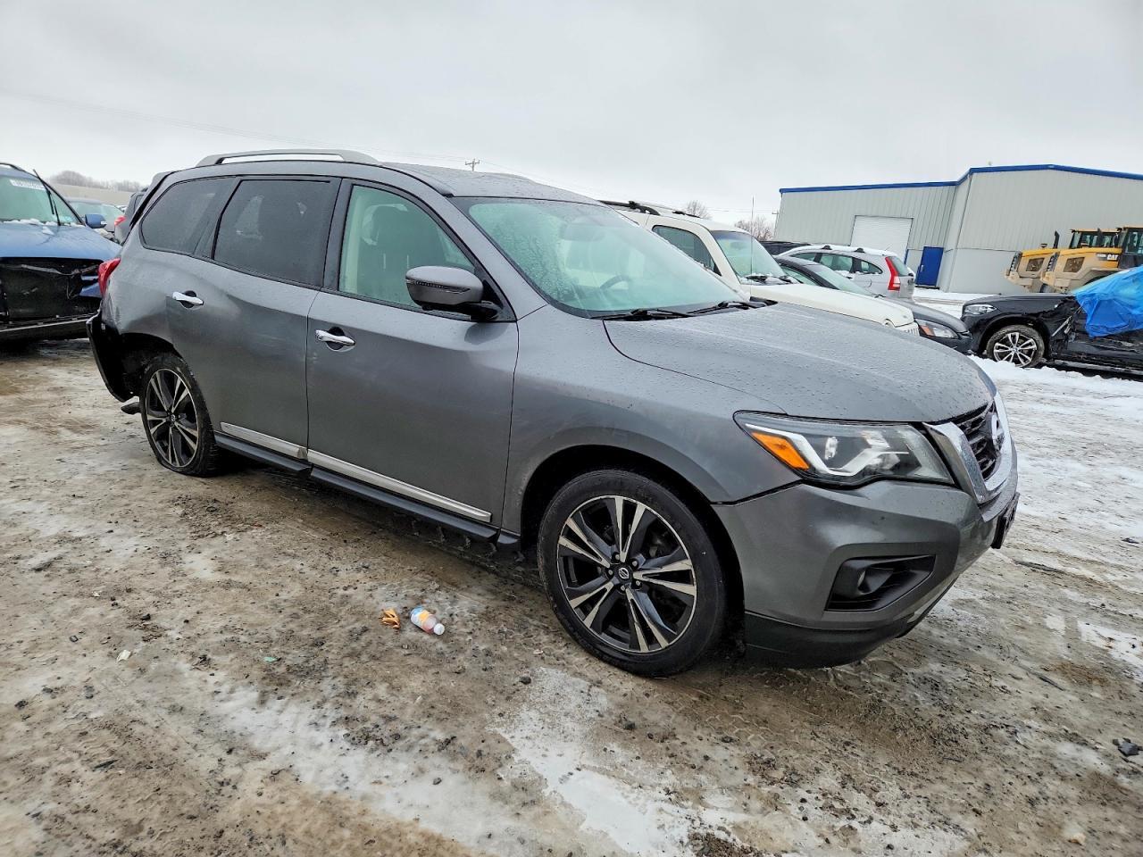 2019 Nissan Pathfinder S - Фото 4