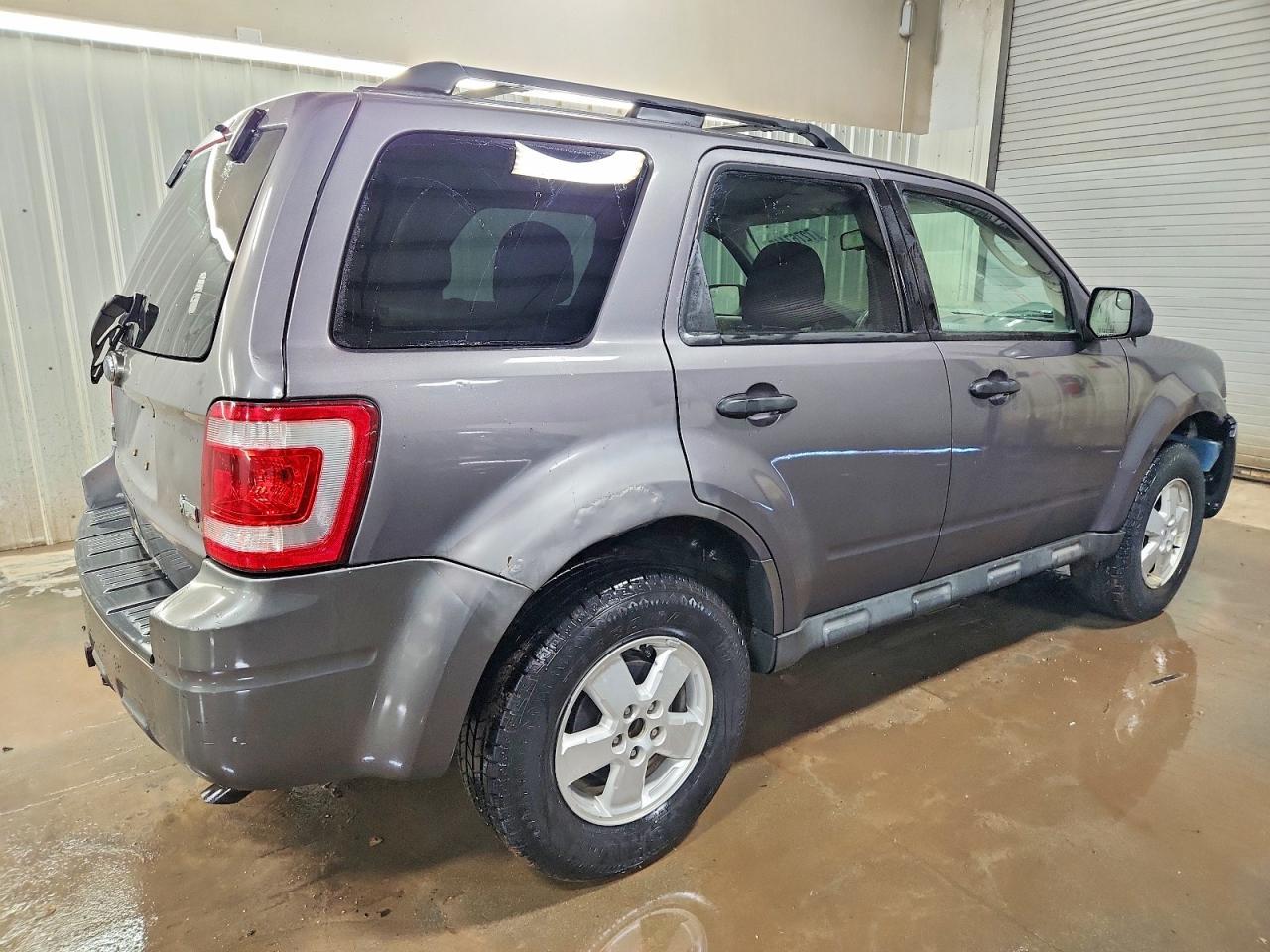 2010 Ford Escape Xlt - Фото 3