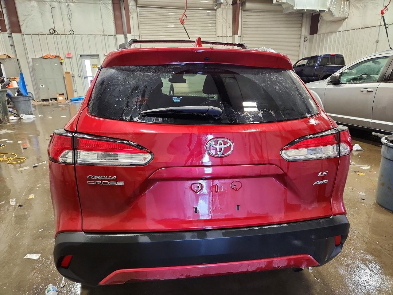 2022 Toyota Corolla Cross Le - Фото 6