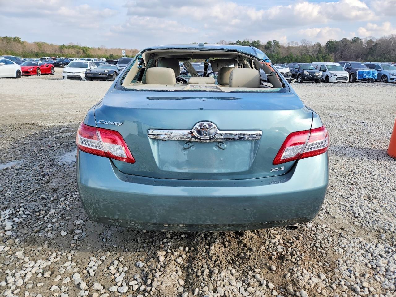 2011 Toyota Camry Base - Image 6