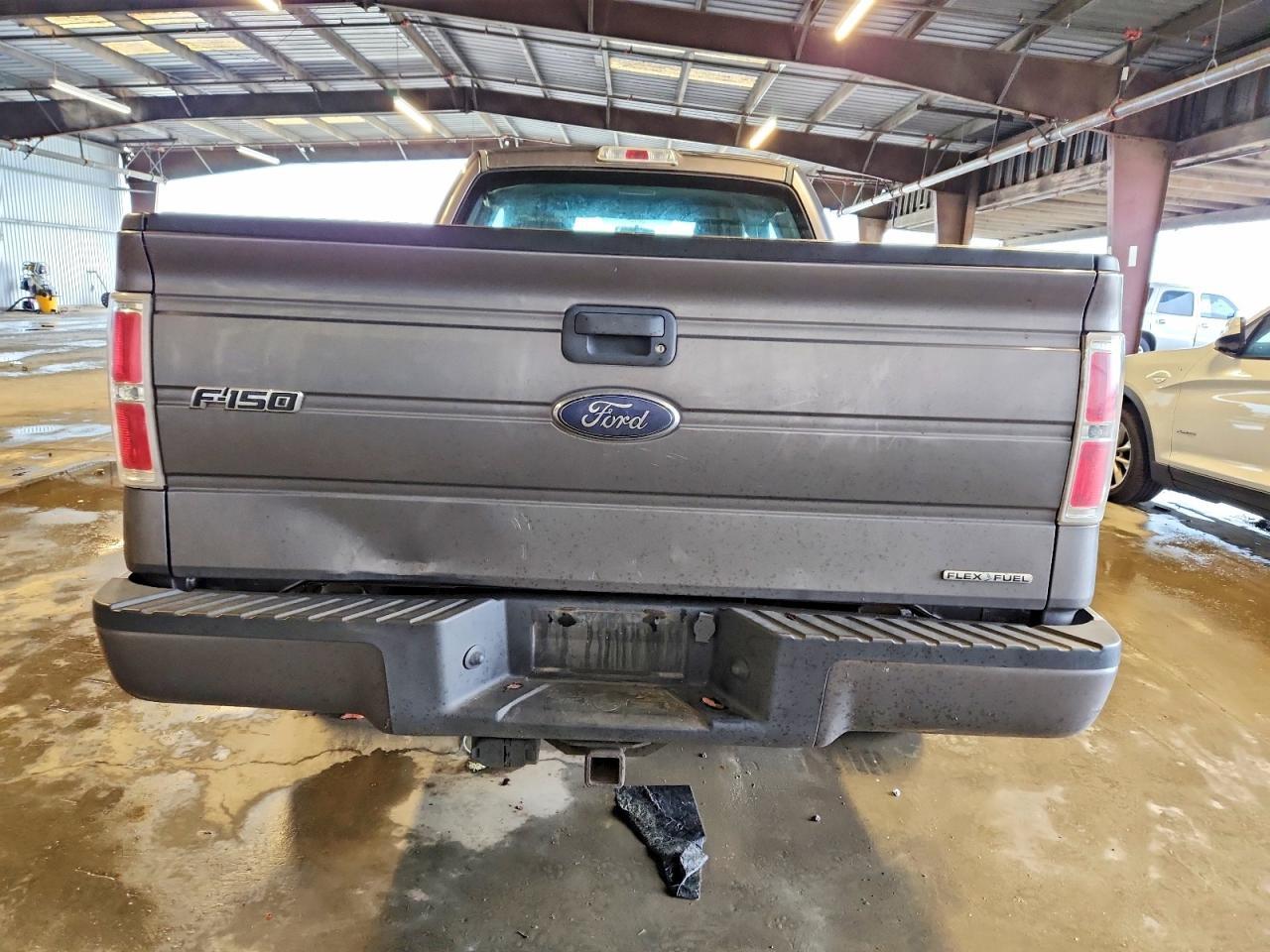 2013 Ford F150 Super Cab - Image 6