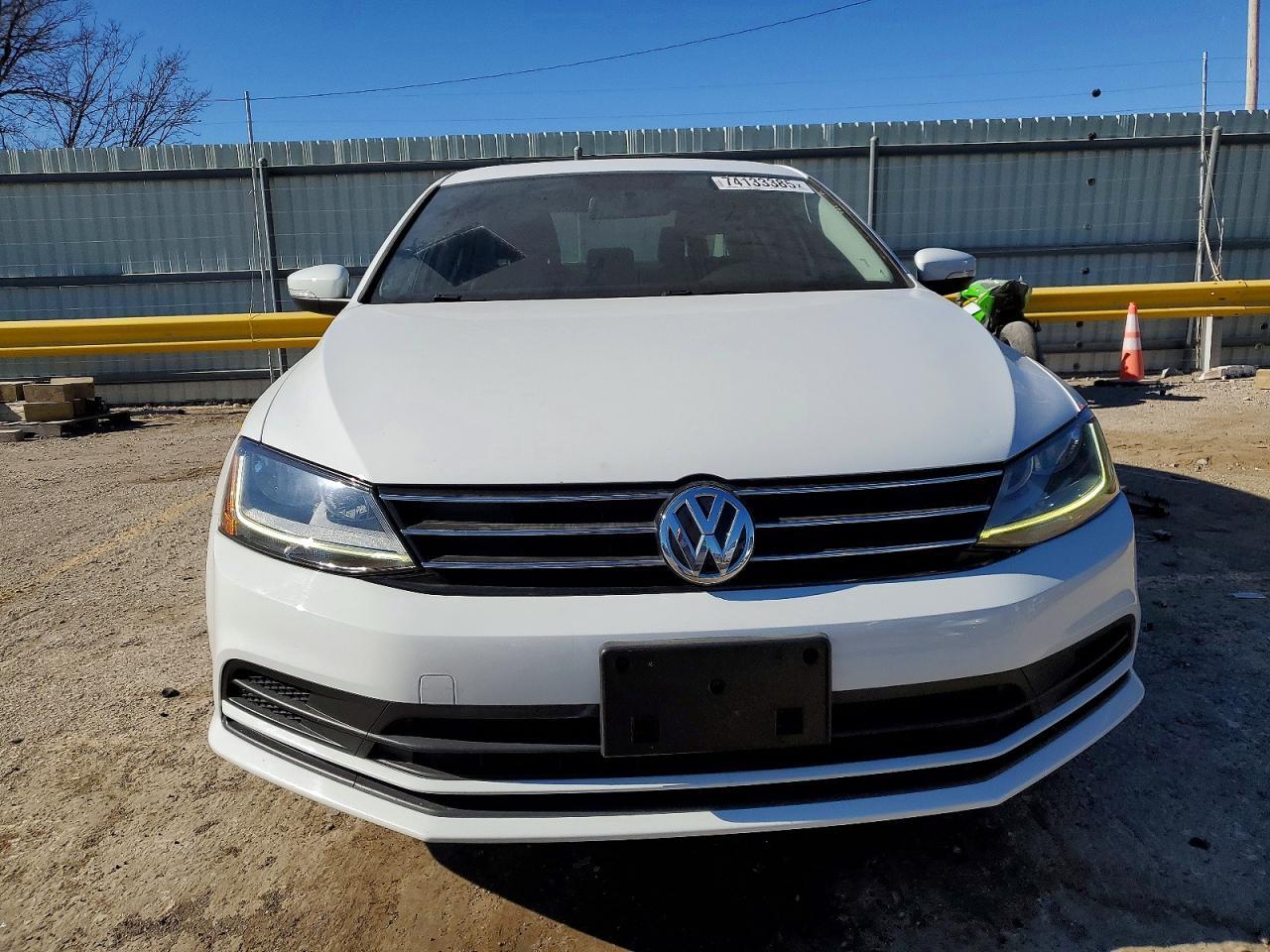 2017 Volkswagen Jetta - Фото 5