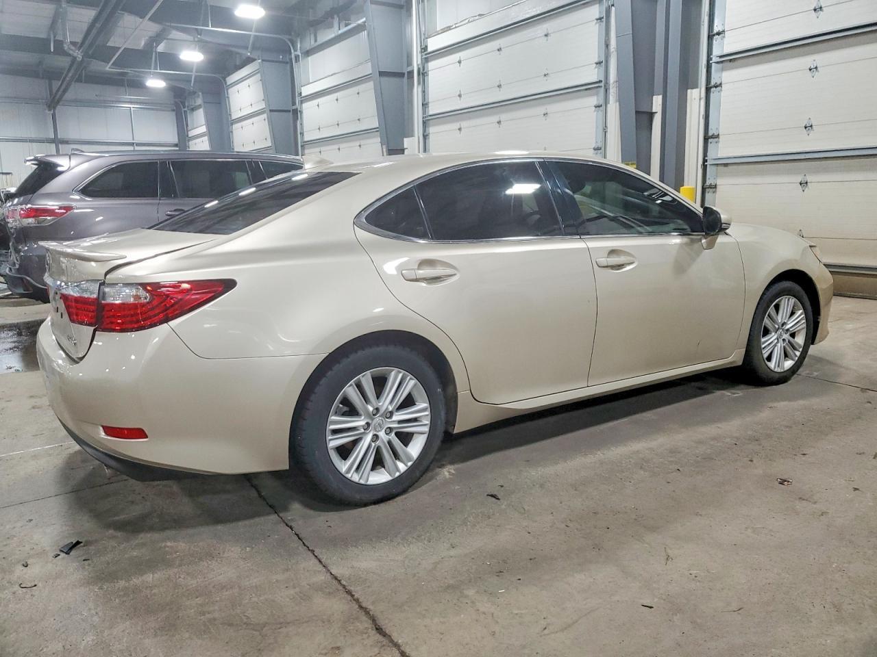 2015 Lexus Es 350 - Image 3