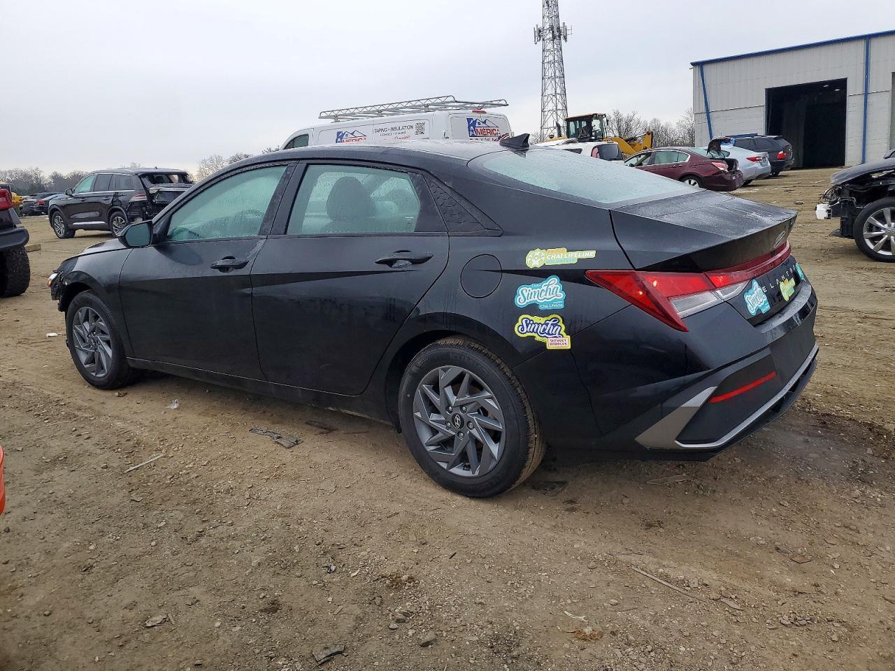 2024 Hyundai Elantra Sel - Image 2