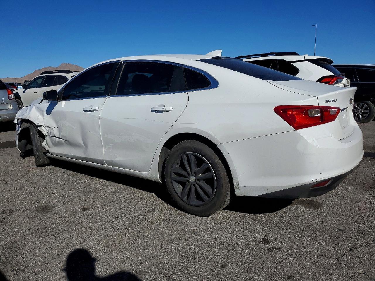 2016 Chevrolet Malibu Lt - Фото 2