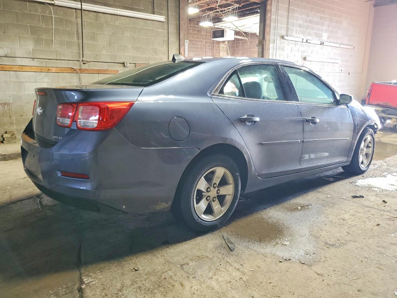 2013 Chevrolet Malibu Ls - Фото 3