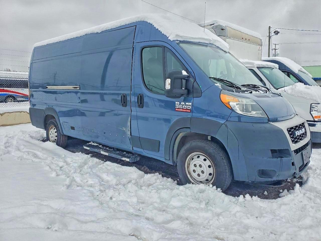 2019 Ram Promaster 3500 Delivery Van - Фото 4