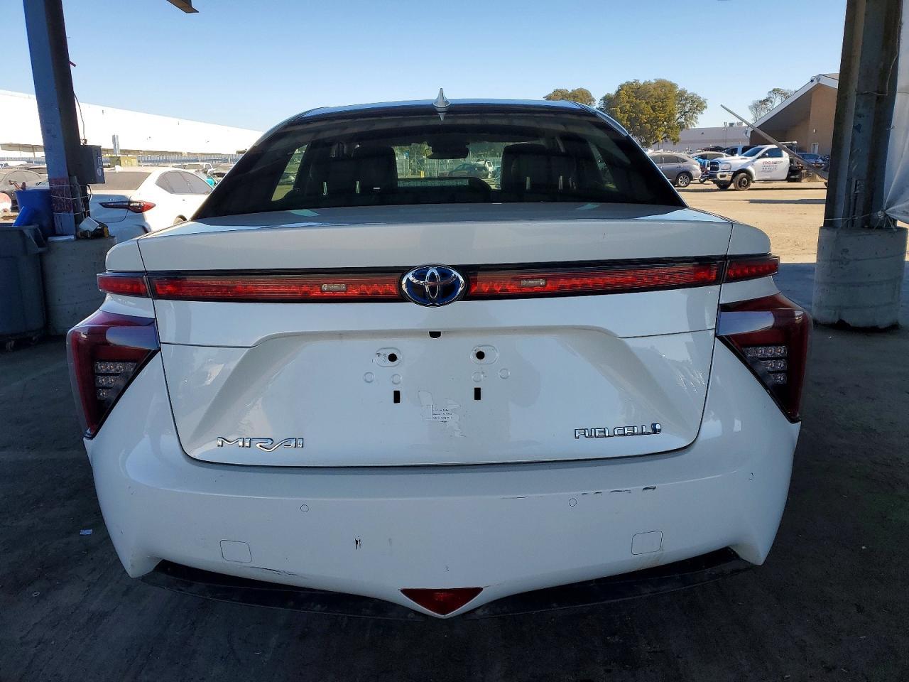 2017 Toyota Mirai - Фото 6