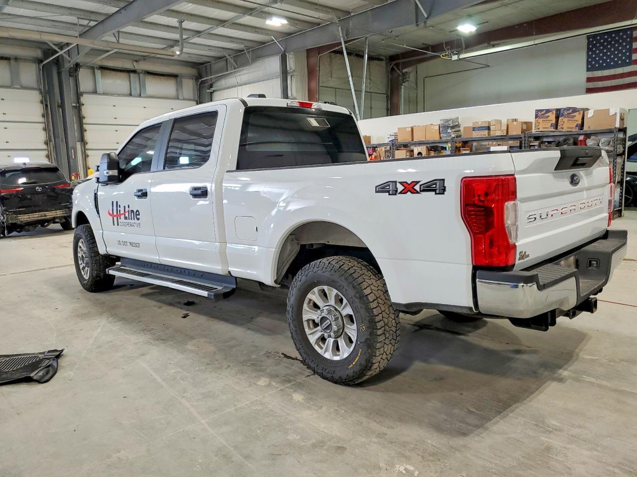 2022 Ford F250 Super Duty - Фото 2