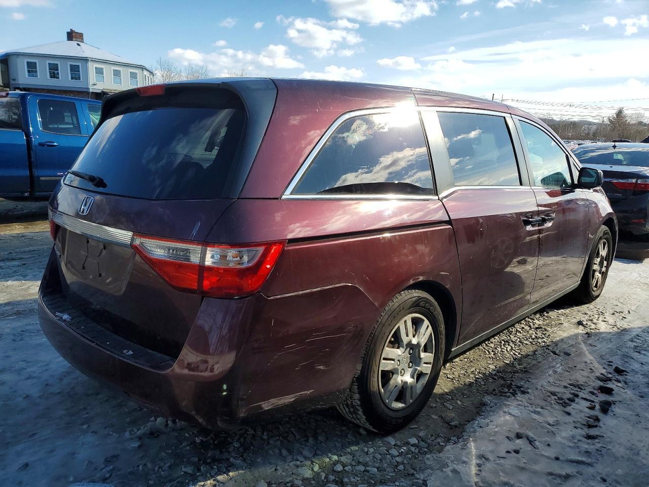 2012 Honda Odyssey Lx - Фото 3