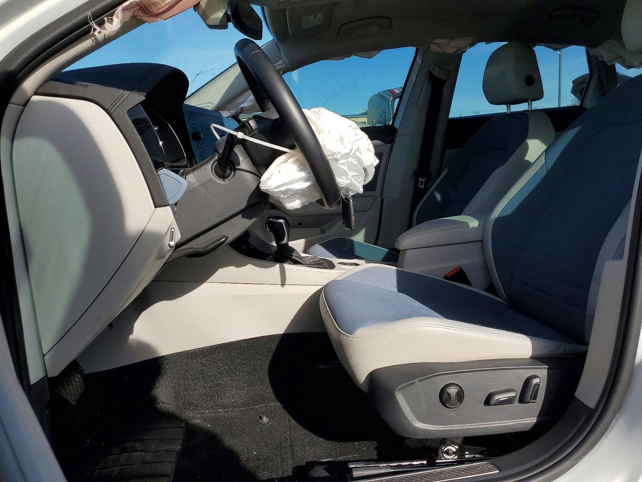 2025 Volkswagen Jetta Se - Фото 7