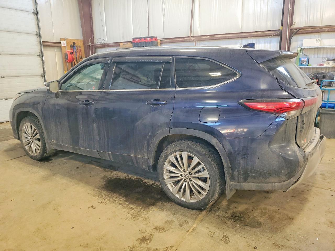 2023 Toyota Highlander Hybrid Limited - Фото 2