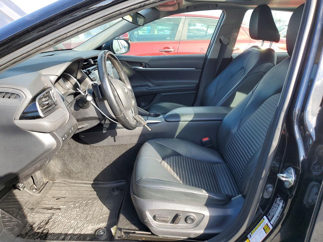 2019 Toyota Camry Se - Фото 7