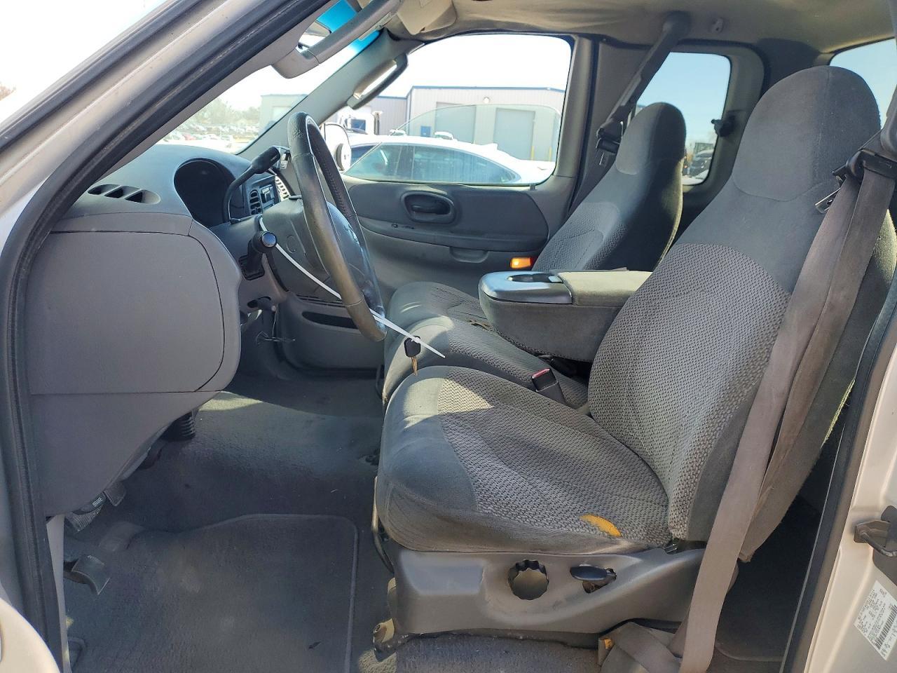 2003 Ford F150 - Фото 7