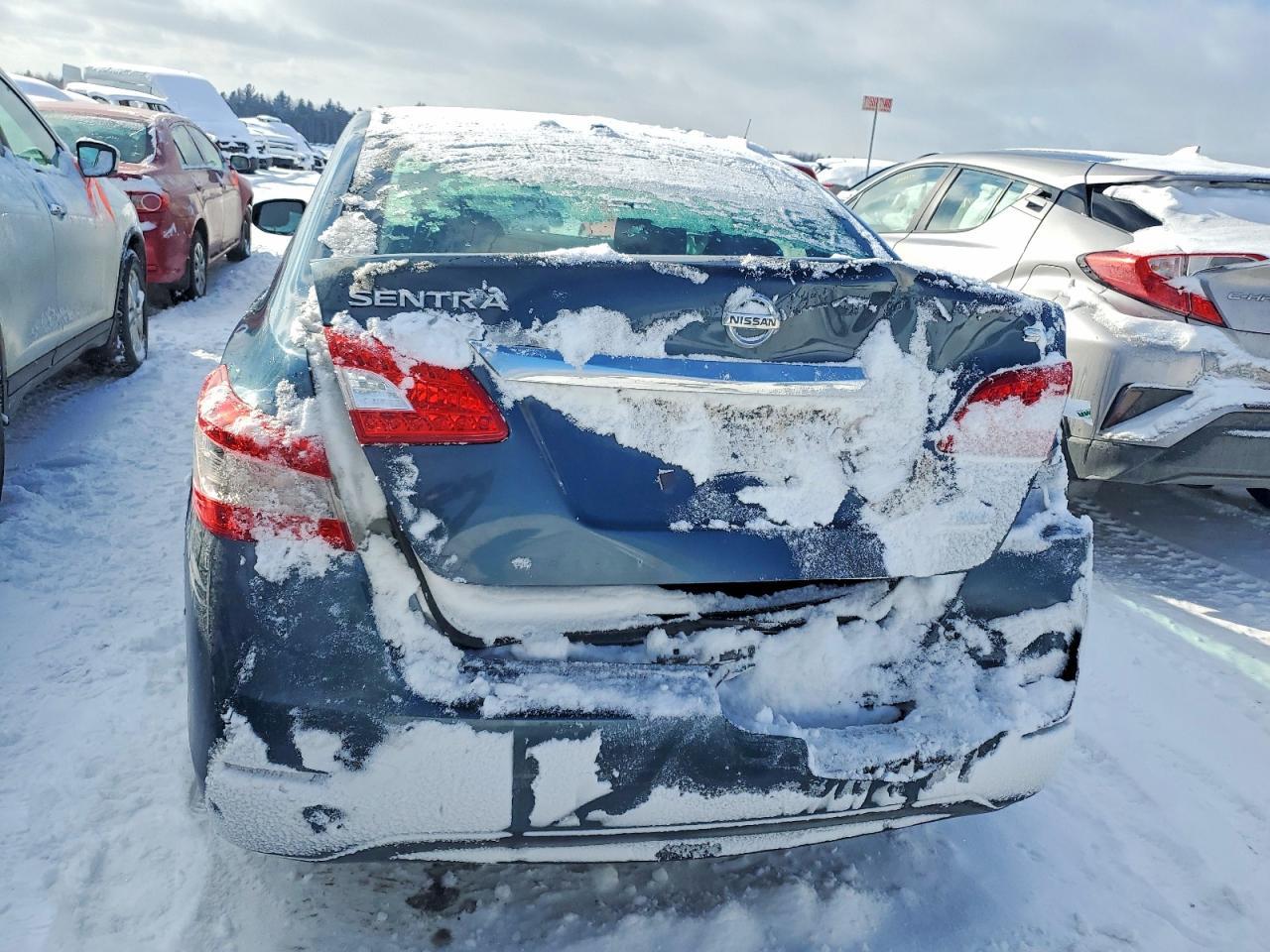 2015 Nissan Sentra S - Фото 6
