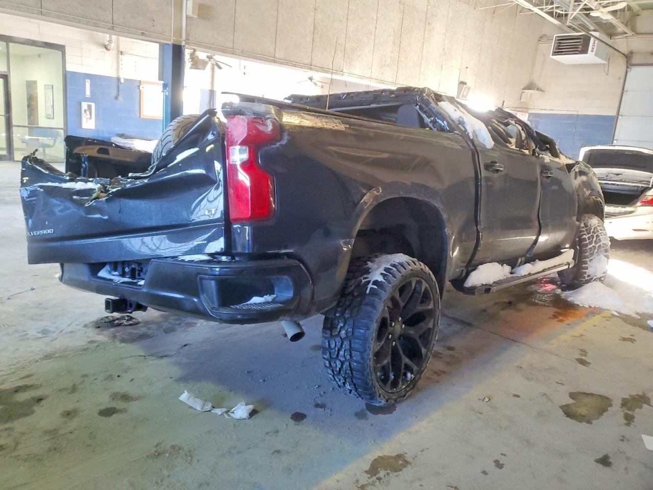 2024 Chevrolet Silverado K1500 Lt Trail Boss - Фото 3