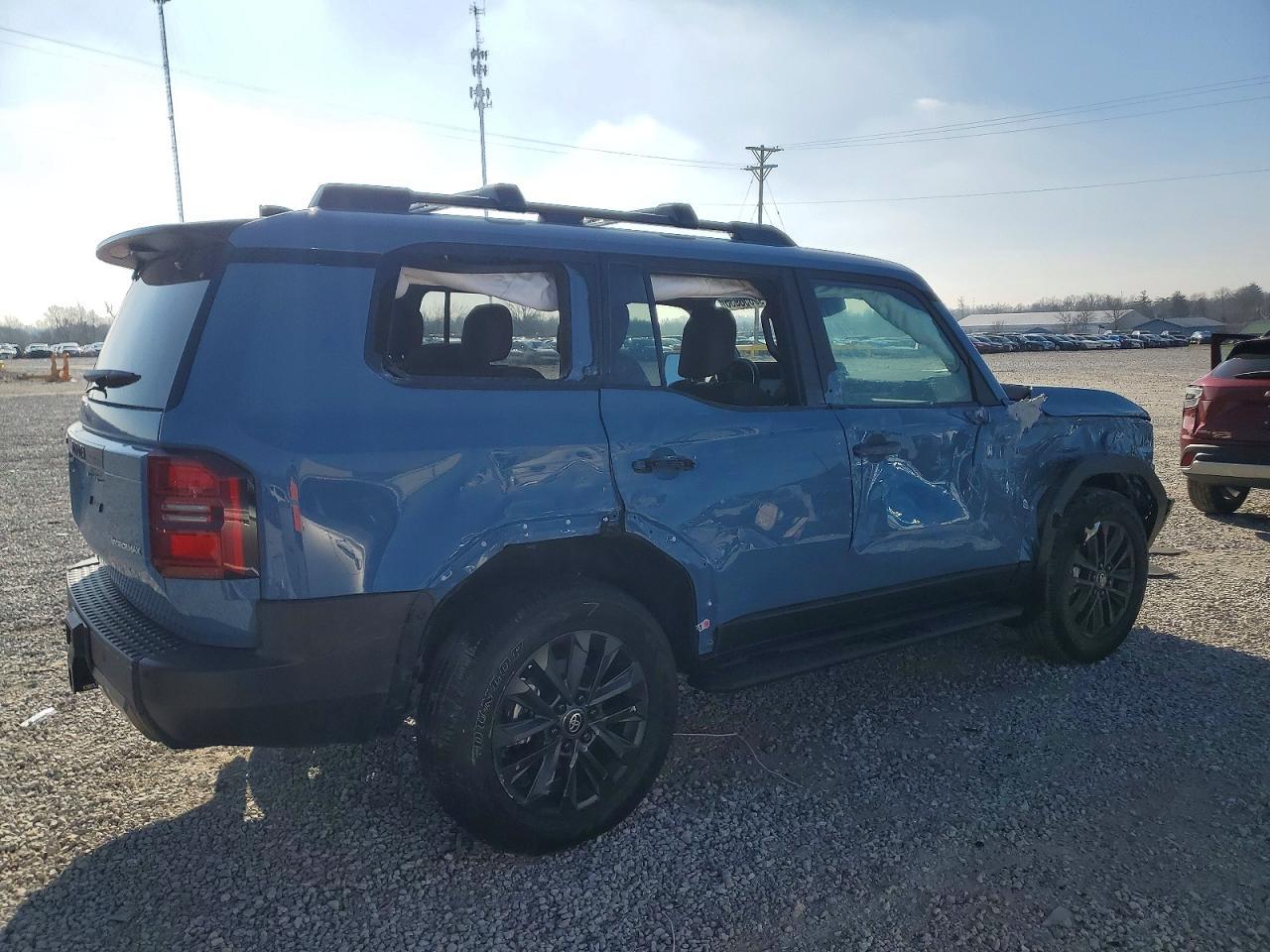2025 Toyota Land Cruiser Base - Фото 3