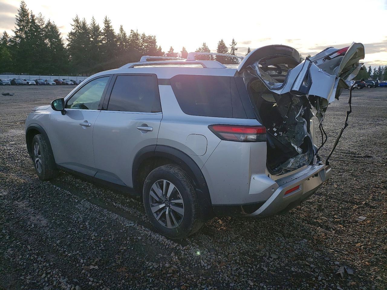2024 Nissan Pathfinder Sl - Фото 2