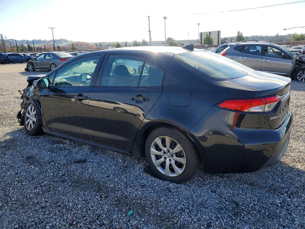 2020 Toyota Corolla Le - Image 2