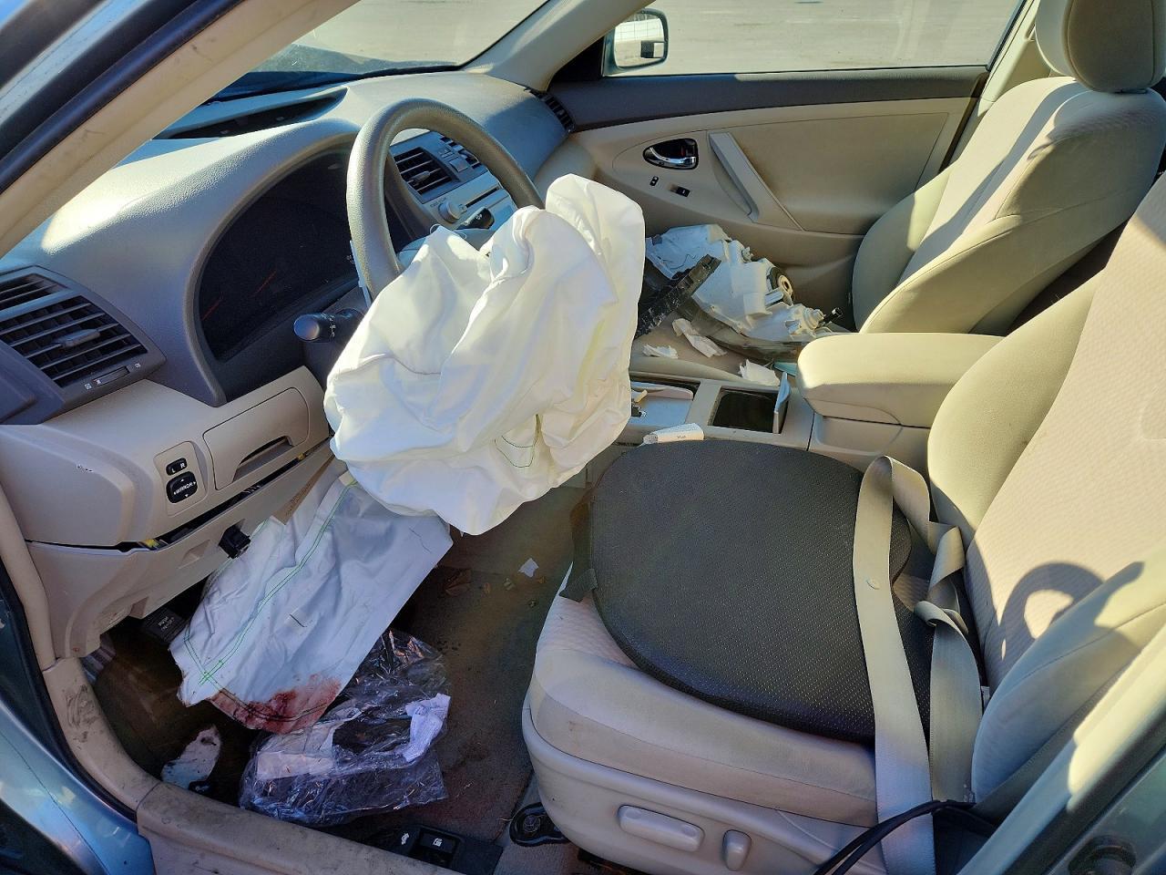 2011 Toyota Camry Base - Фото 7