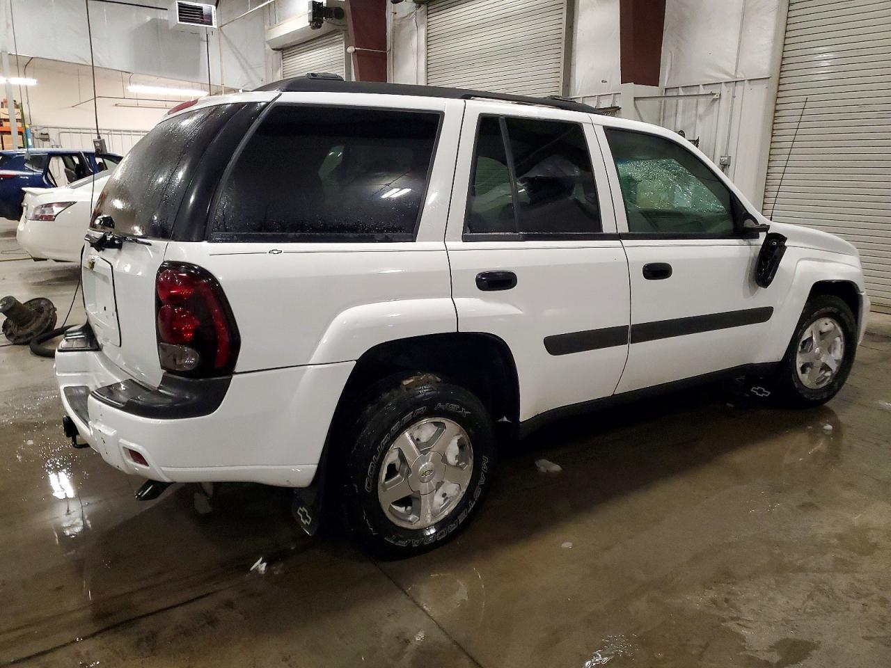 2005 Chevrolet Trailblazer Ls - Image 3