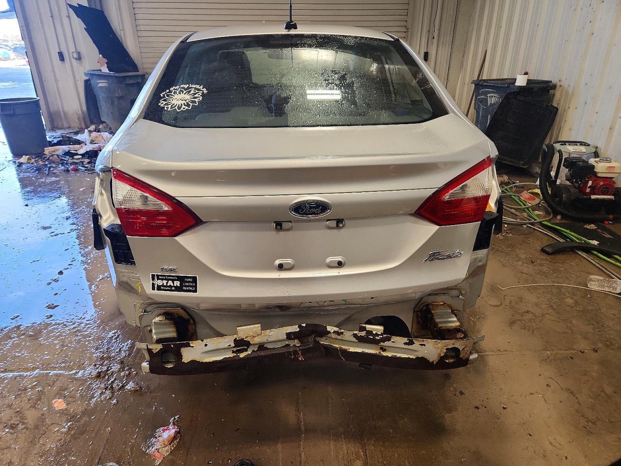 2016 Ford Fiesta Se - Image 6