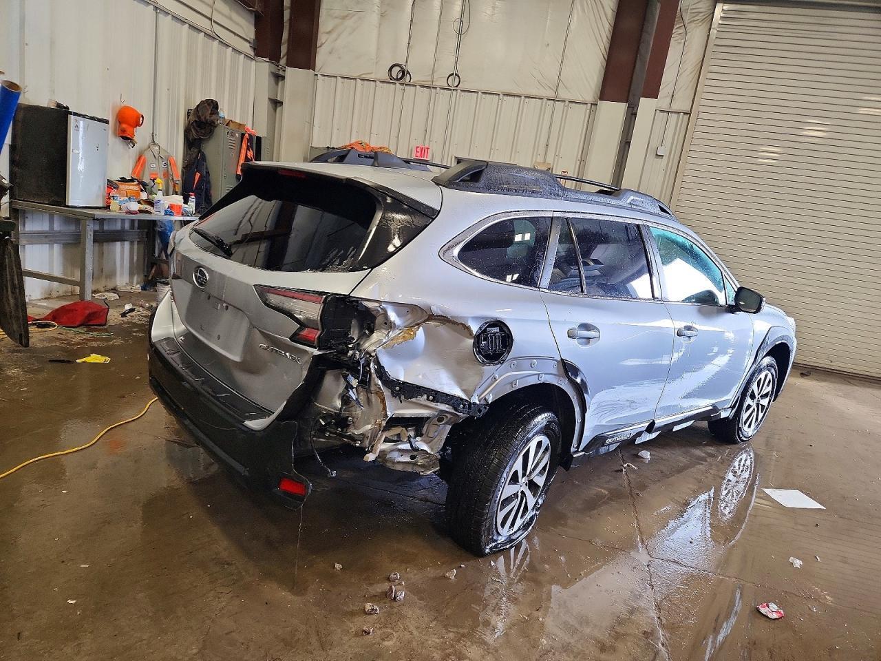 2025 Subaru Outback Premium - Фото 3