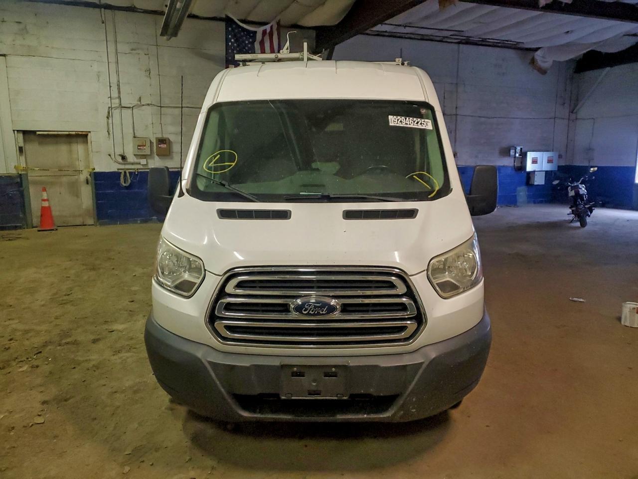 2015 Ford Transit 250 Utility / Service Van - Image 5