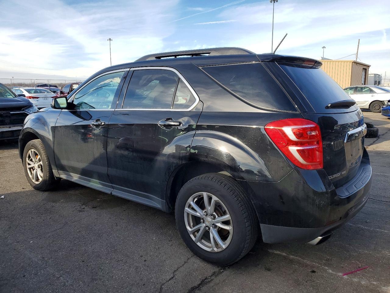 2017 Chevrolet Equinox Lt - Фото 2