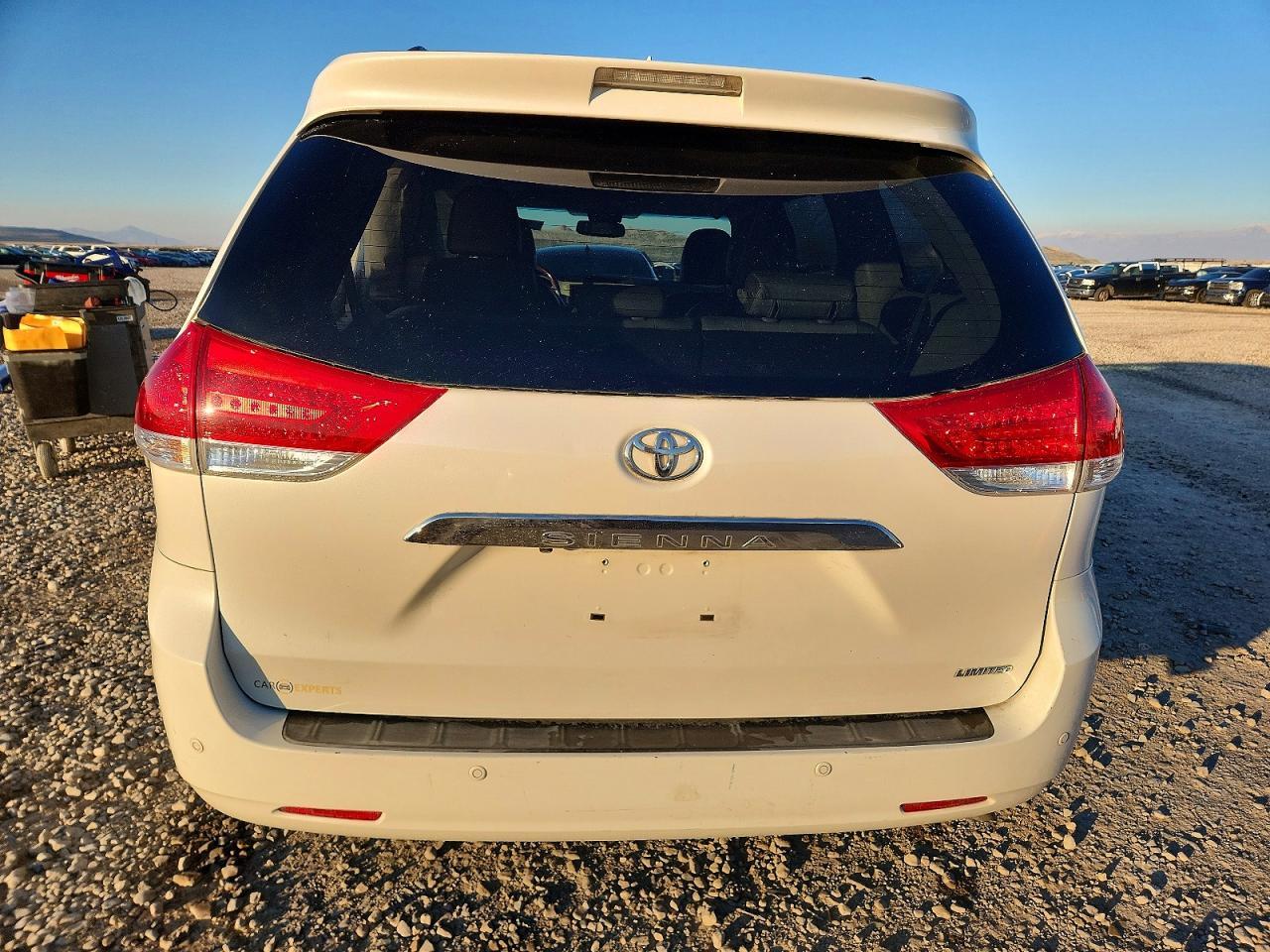 2011 Toyota Sienna Limited 7-Passenger - Image 6