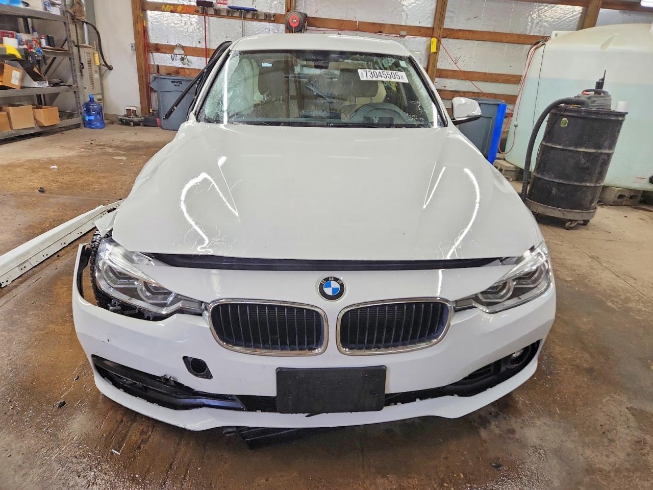 2018 BMW 320 Xi - Фото 5