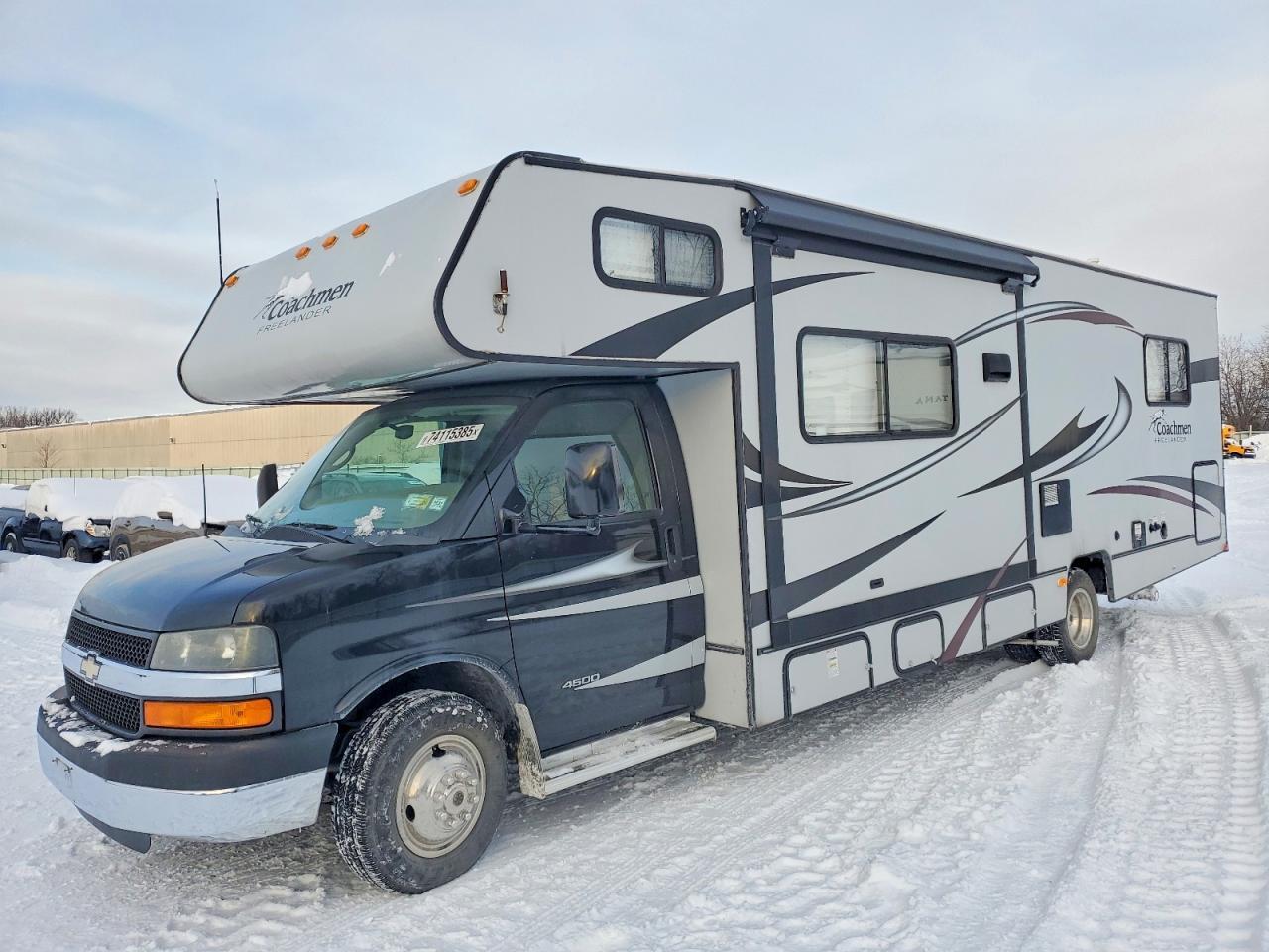 2013 Chevrolet Express G4500 - Image 2