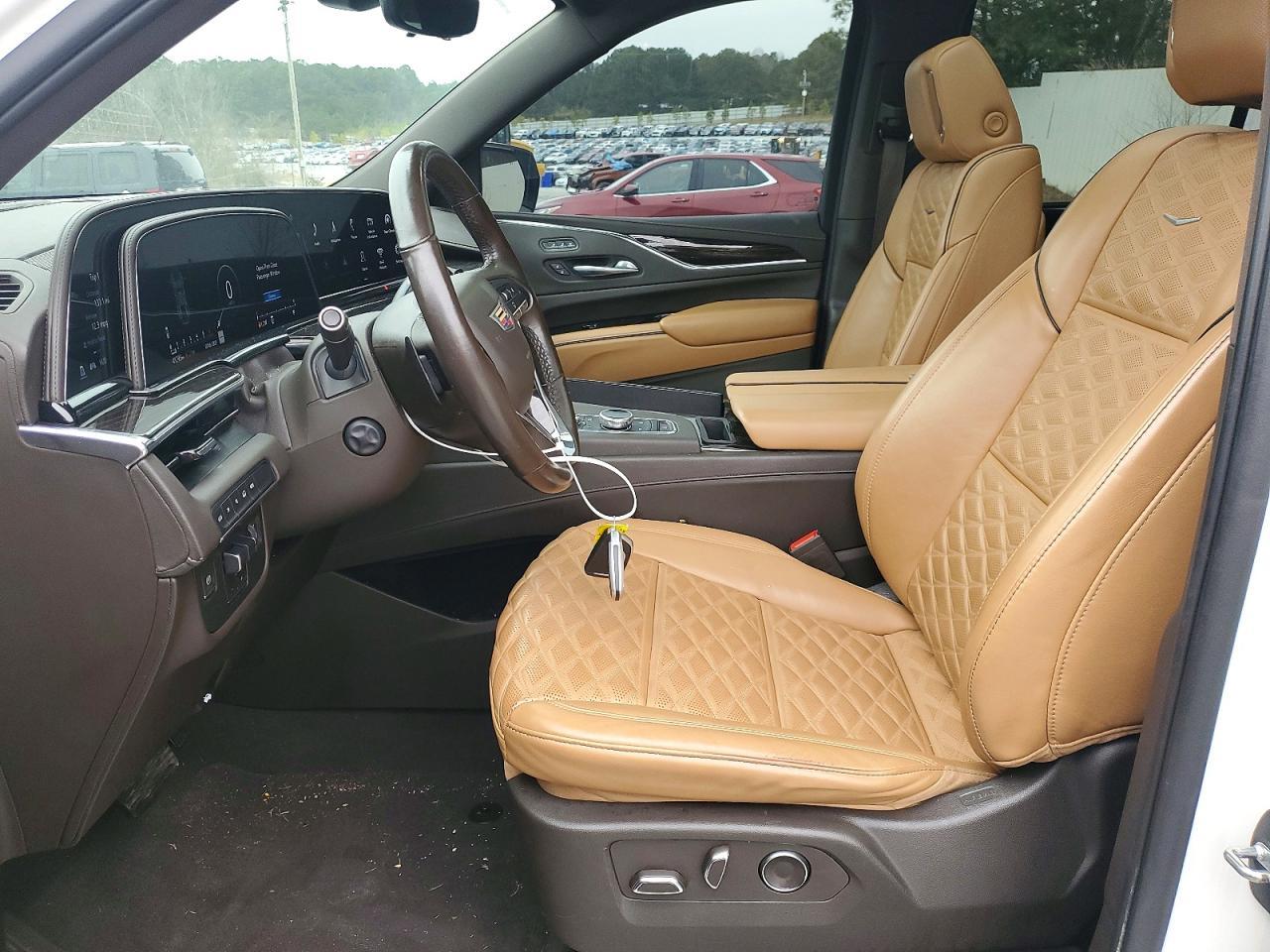 2021 Cadillac Escalade Sport - Image 7