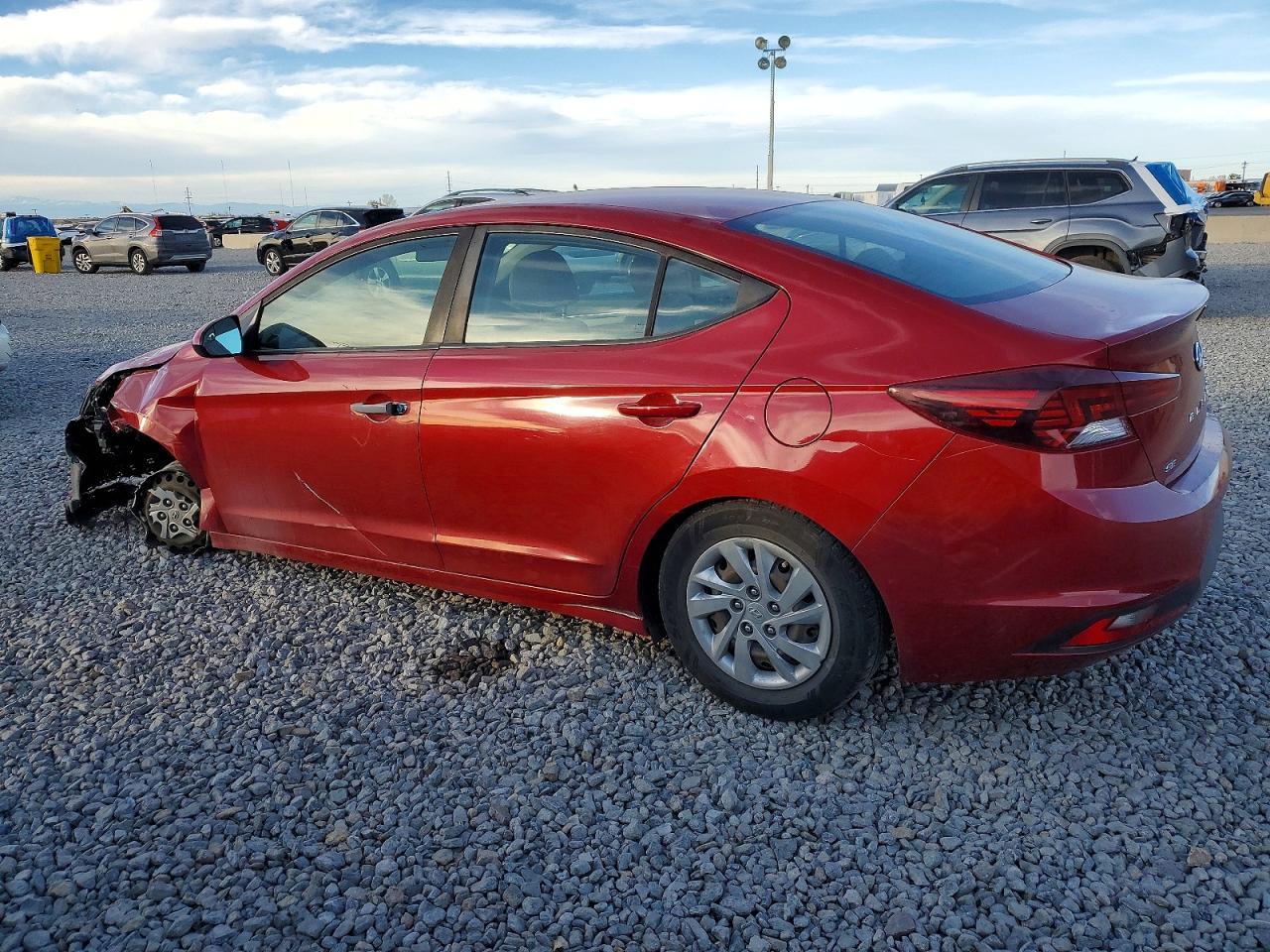 2019 Hyundai Elantra Se - Фото 2