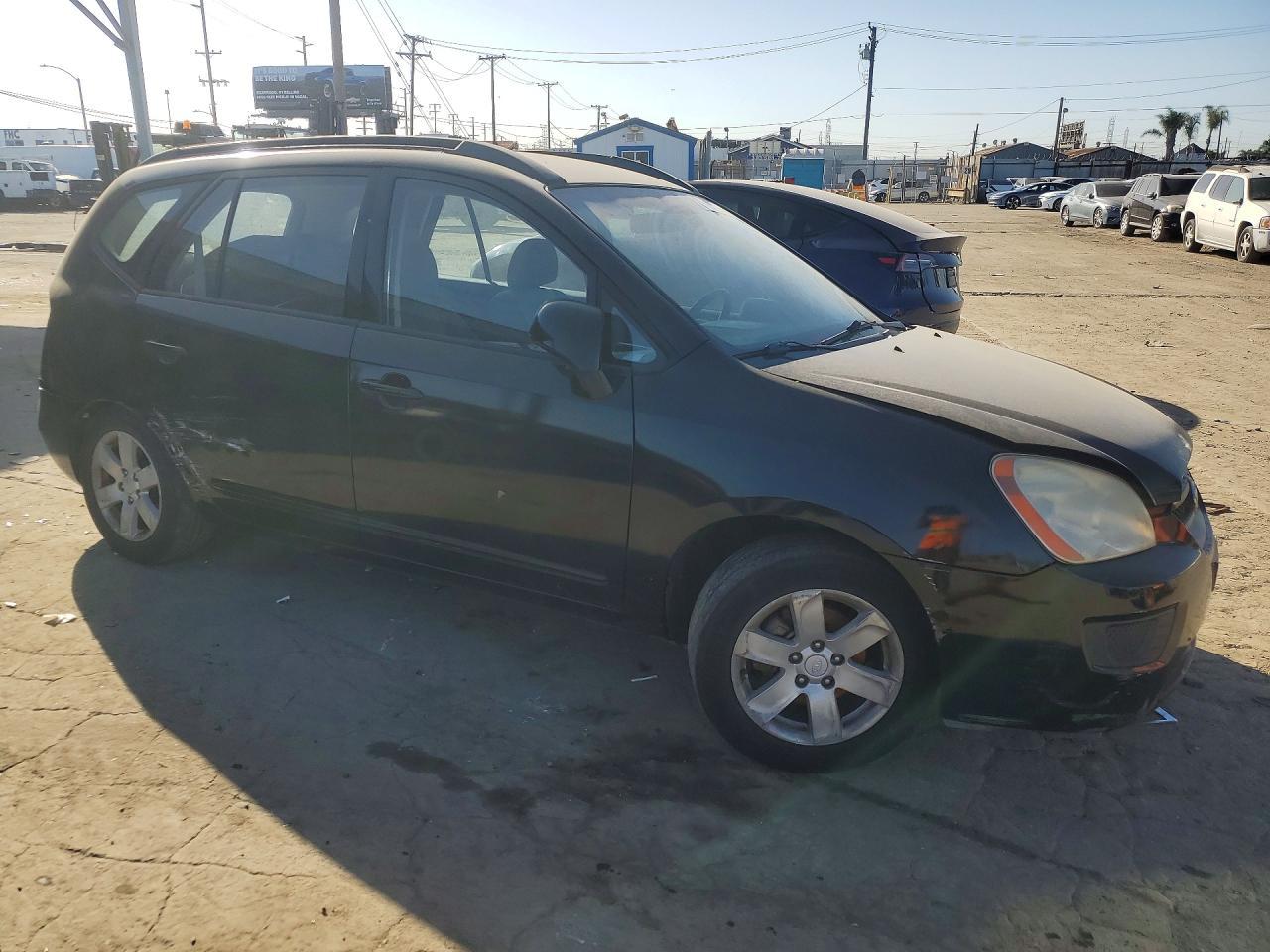2008 Kia Rondo Lx - Фото 4