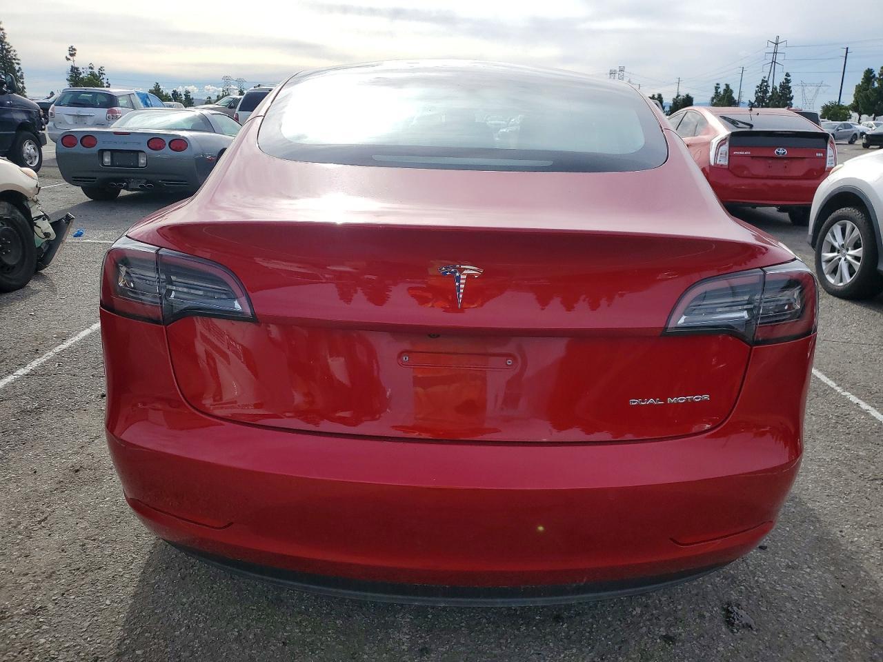 2022 Tesla Model 3 - Image 6