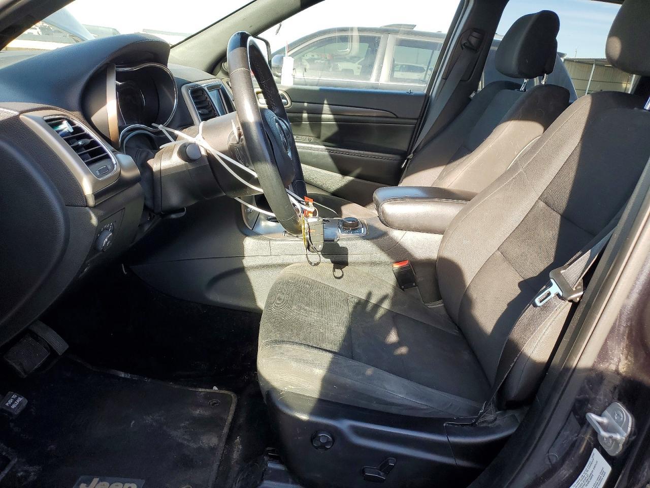 2014 Jeep Grand Cherokee Laredo - Image 7
