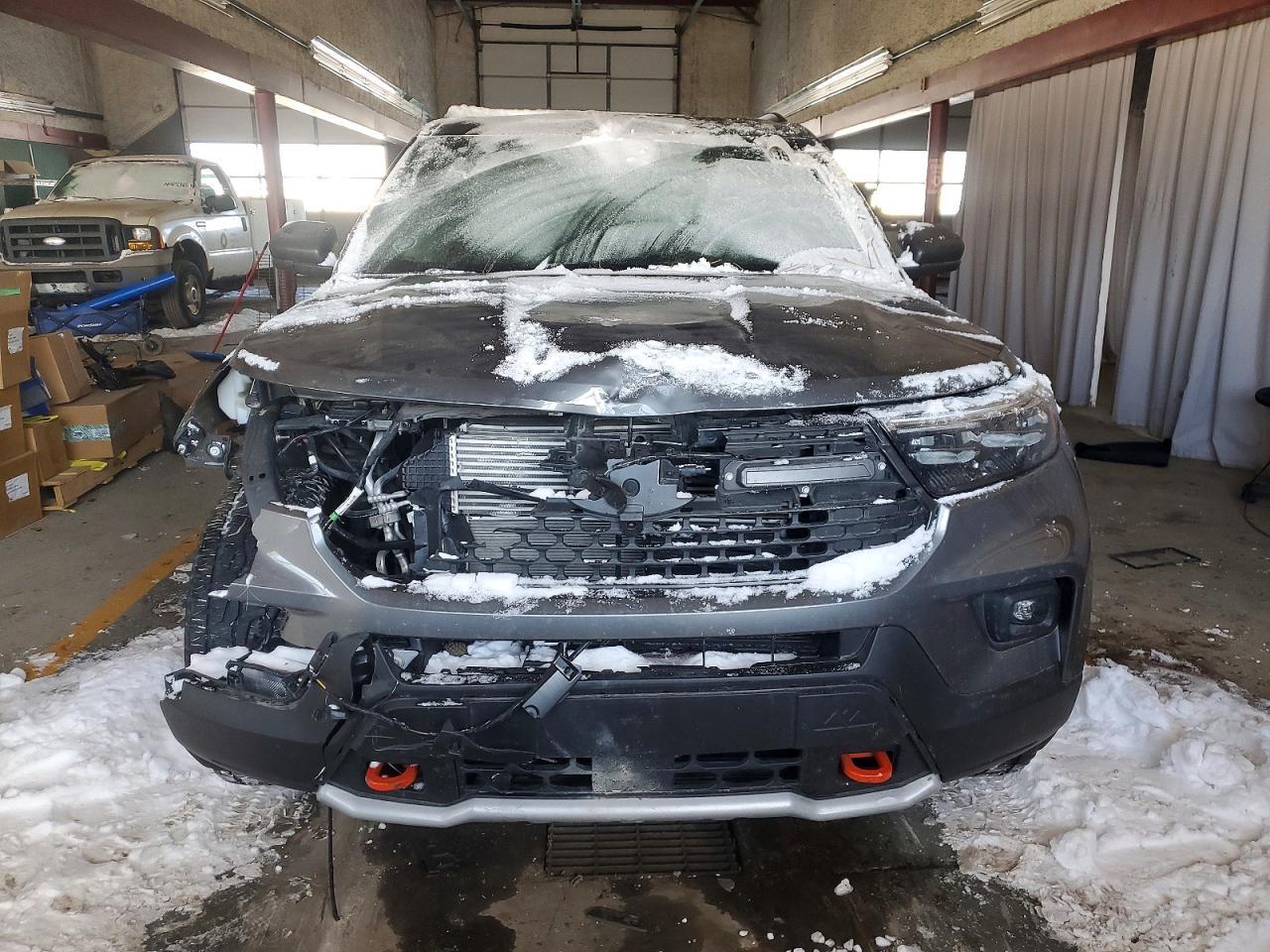 2023 Ford Explorer Timberline - Image 5