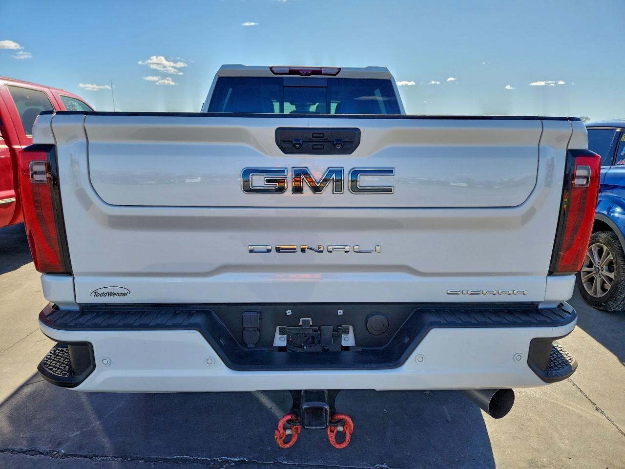 2024 GMC Sierra K2500 Denali Ultimate - Фото 6