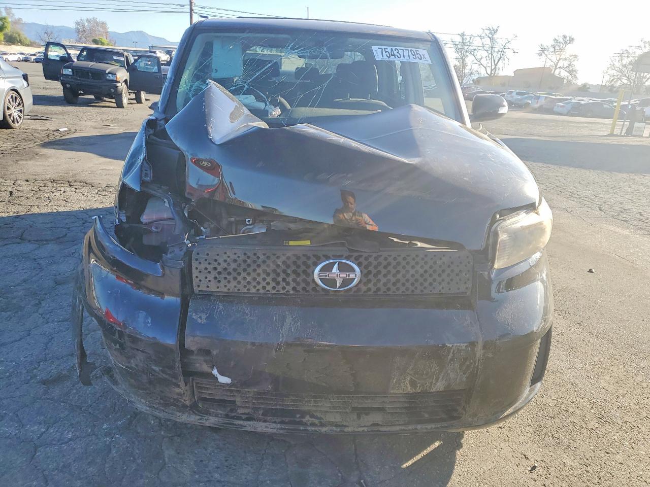 2009 Scion Xb Base - Фото 5