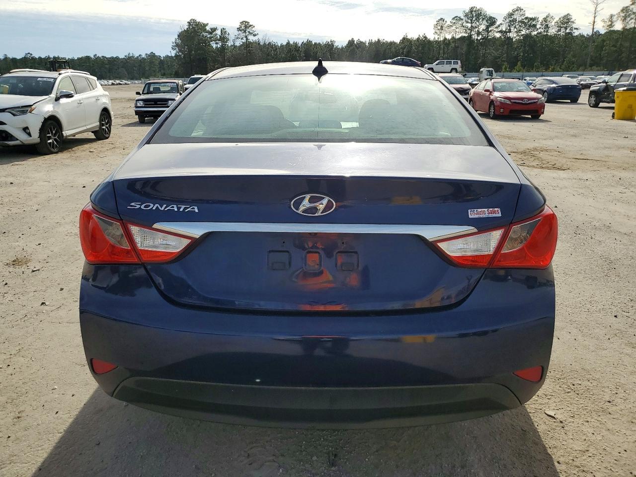 2014 Hyundai Sonata Gls - Image 6